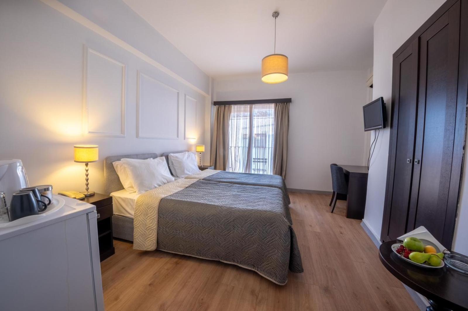 Kyrenia British Harbour Hotel Экстерьер фото