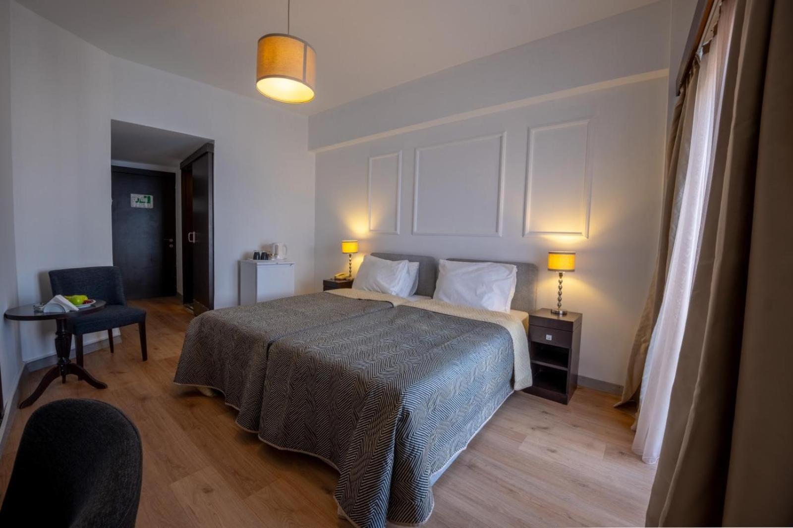 Kyrenia British Harbour Hotel Экстерьер фото