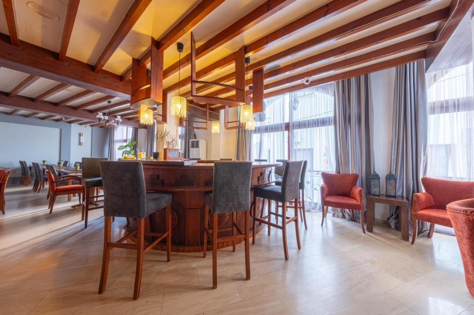 Kyrenia British Harbour Hotel Экстерьер фото