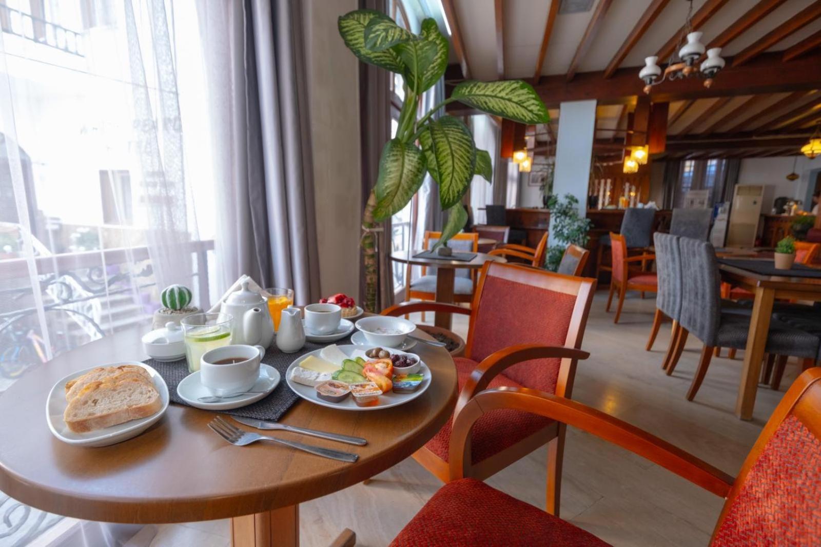 Kyrenia British Harbour Hotel Экстерьер фото