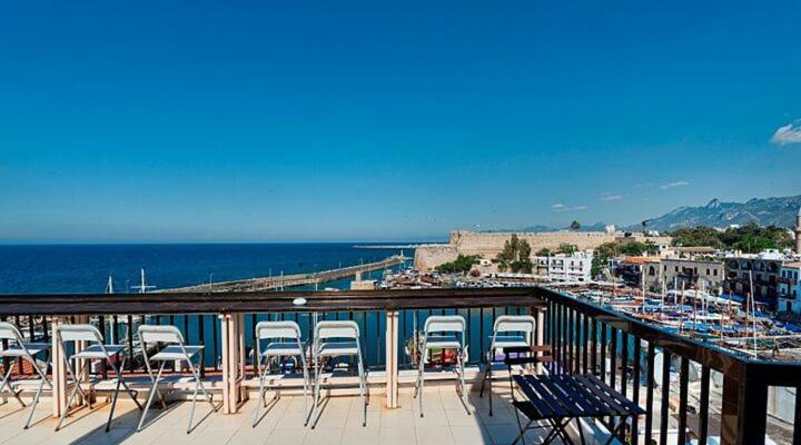 Kyrenia British Harbour Hotel Экстерьер фото