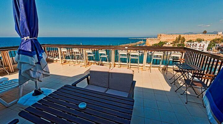 Kyrenia British Harbour Hotel Экстерьер фото